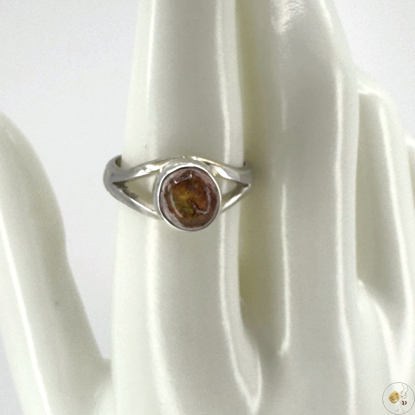 Bague artisanale en argent 950 avec opale aux nuances vertes et dorées, provenant du Mexique-04
