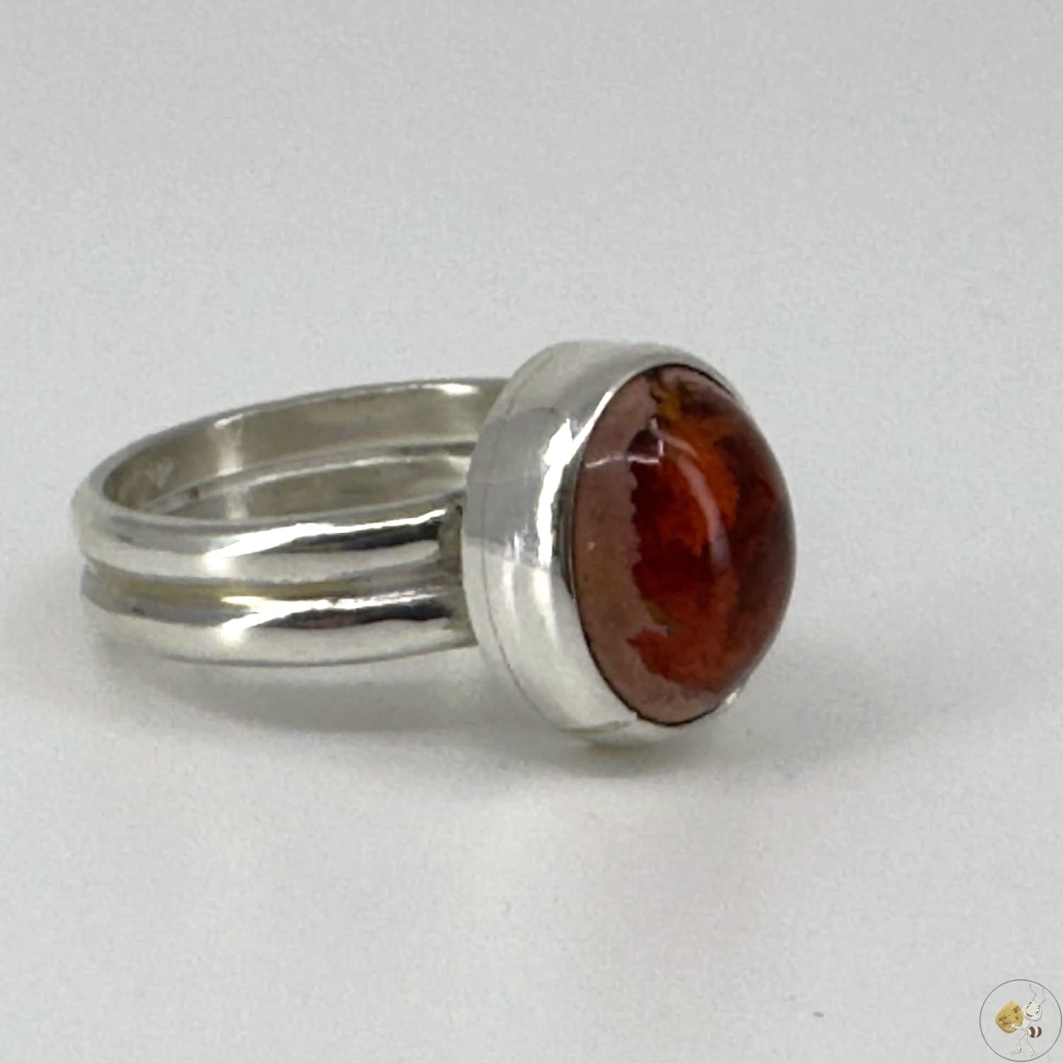 Bague artisanale en argent 925/950 sertie d’une opale de feu rouge intense, origine Mexique – création Formiga Loca-03
