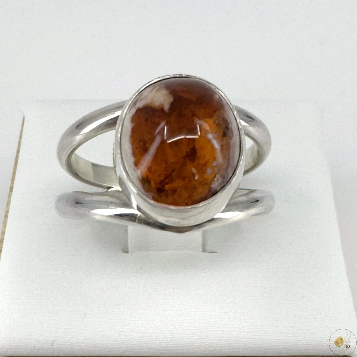 Bague en argent massif 925/950 sertie d'une opale de feu du Mexique aux teintes chaudes, création artisanale Formiga Loca-02