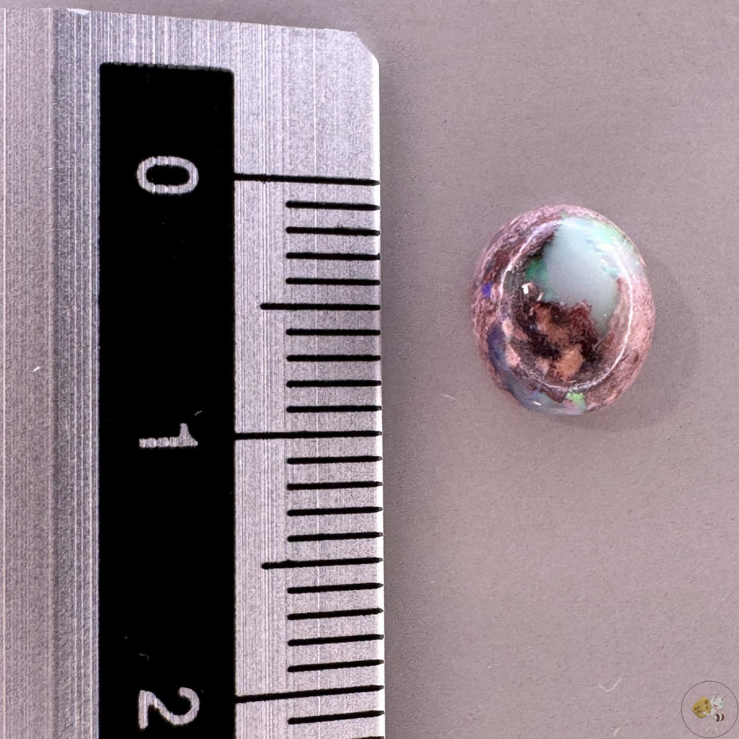Cabochon d'opale naturelle du Mexique, poli à la main, aux reflets de feu et jeux de lumière intenses, idéal pour la bijouterie ou la collection-1