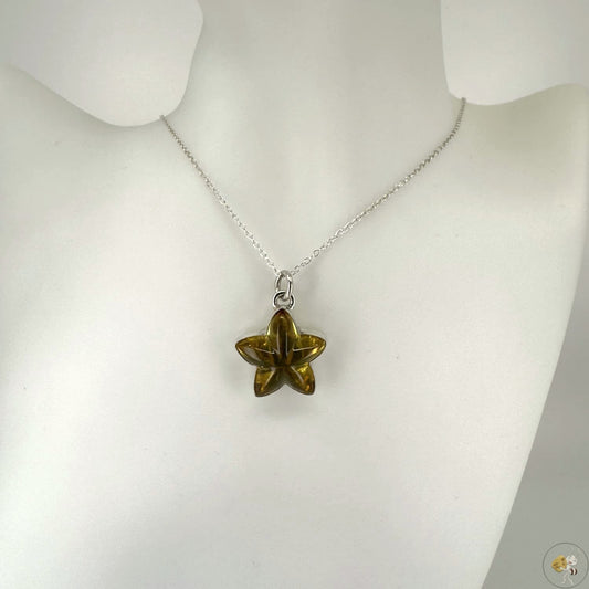 Pendentif étoile en ambre naturel monté sur argent 925/950-01