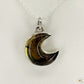 Pendentif en ambre naturelle en forme de lune, monté sur argent 925/950 – Formiga Loca-02
