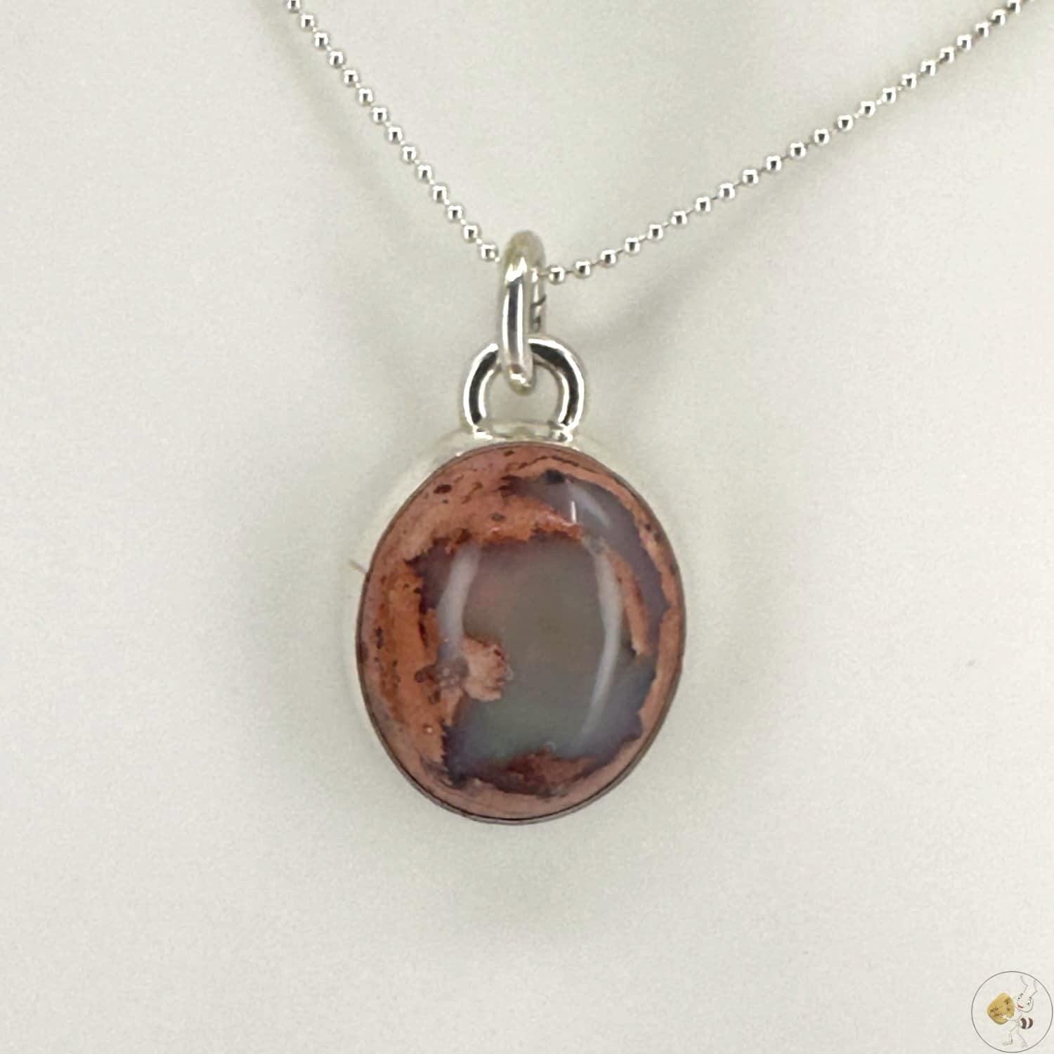 Pendentif opale noble montée sur argent 925/950 et serti d’un entourage cuivré artisanal – pièce unique Formiga Loca-02