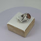 Bague en argent massif 925/950 avec opale aux reflets irisés verts et orangés – Formiga-Loca-05