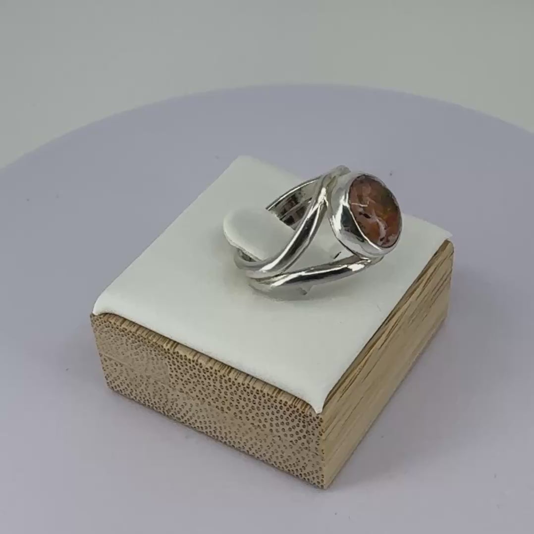 Bague en argent massif 925/950 avec opale aux reflets irisés verts et orangés – Formiga-Loca-05