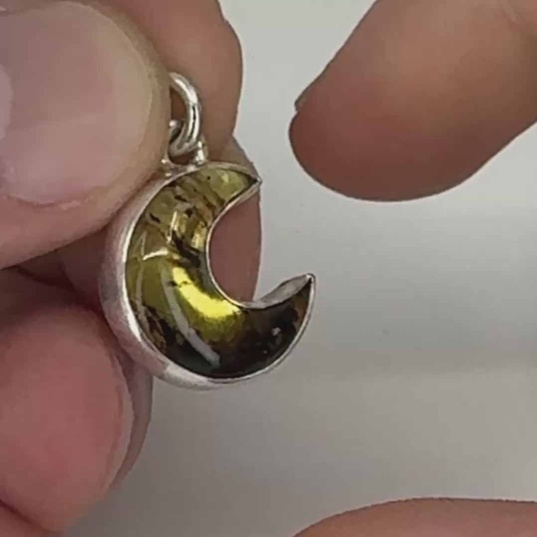 Pendentif en ambre naturelle en forme de lune, monté sur argent 925/950 – Formiga Loca-05